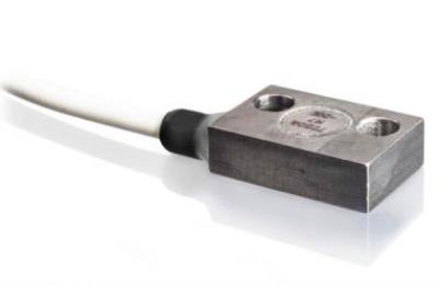 accelerometer, pr, 60,000 g, lightly damped, screw mount, 10 ft low noise cable, 10v excitation, ruggedized